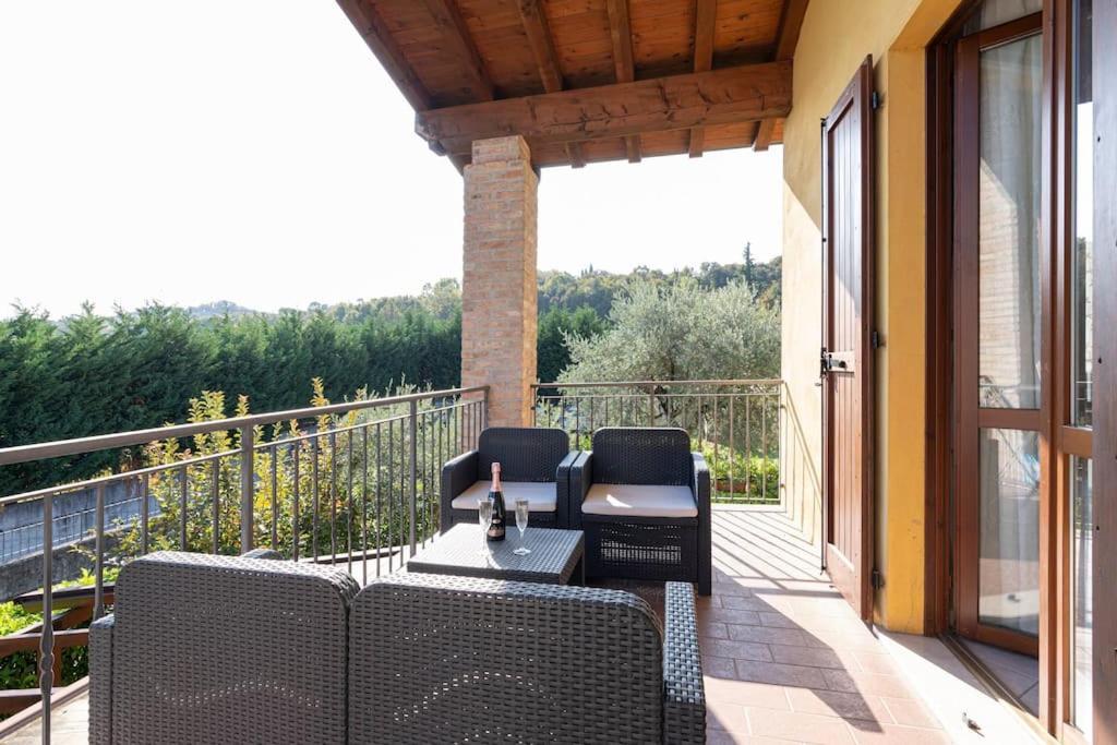 Casa Brilde, Appartamento Con Piscina Salo Exterior photo